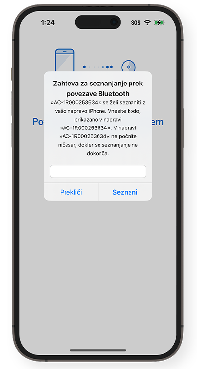 Zaslon, ki prikazuje zahtevo za seznanjanje Bluetooth s pametnim telefonom