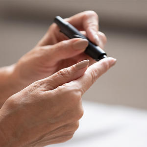 Diabetes mellitus: simptomi, dejavniki tveganja, tipi in zdravljenje sladkorne bolezni
