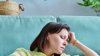 Hipoglikemija: Kako prepoznati simptome in ukrepati ob nizkem krvnem sladkorju